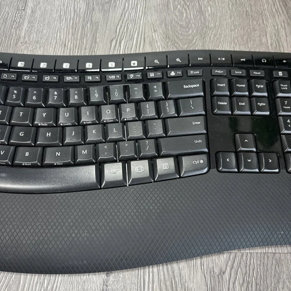 Microsoft Wireless Comfort Keyboard 5050 Model 1728 - No USB Dongle